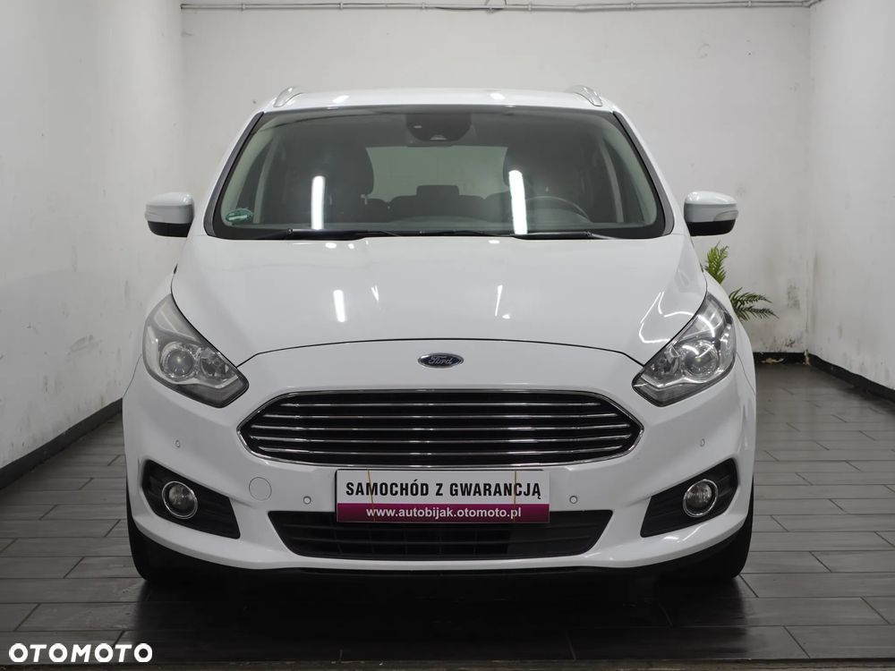 Ford S-Max - 12