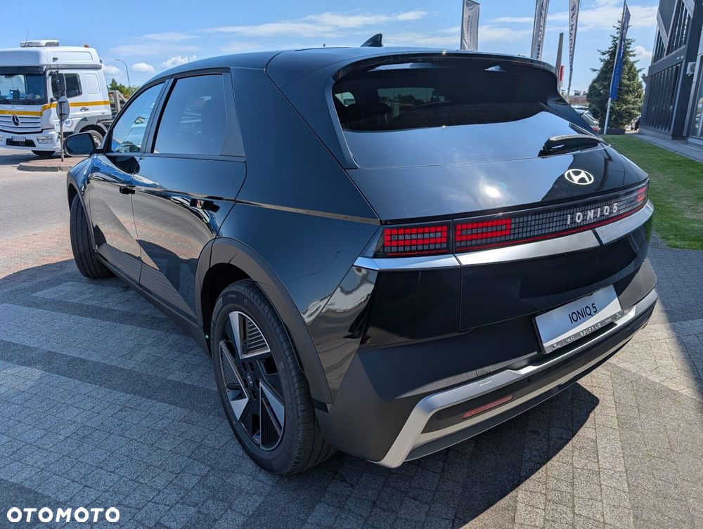 Hyundai IONIQ 5 - 6