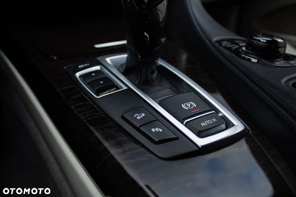 BMW Seria 6 650i - 22