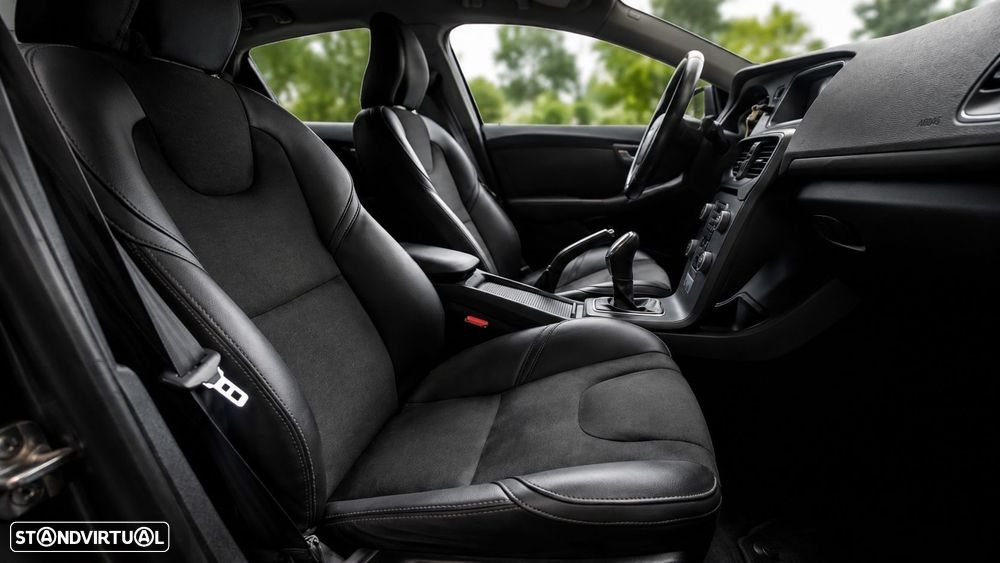 Volvo V40 - 27