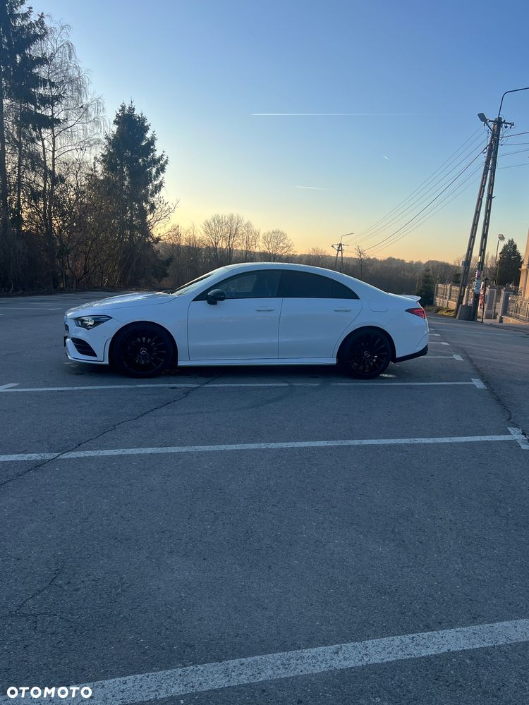 Mercedes-Benz CLA 180 7G-DCT AMG Line - 16