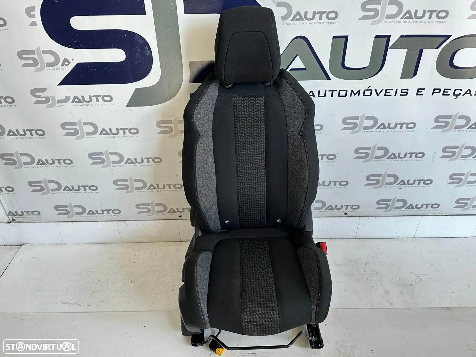 Conjunto Bancos - Peugeot 3008 II (2018) - 8