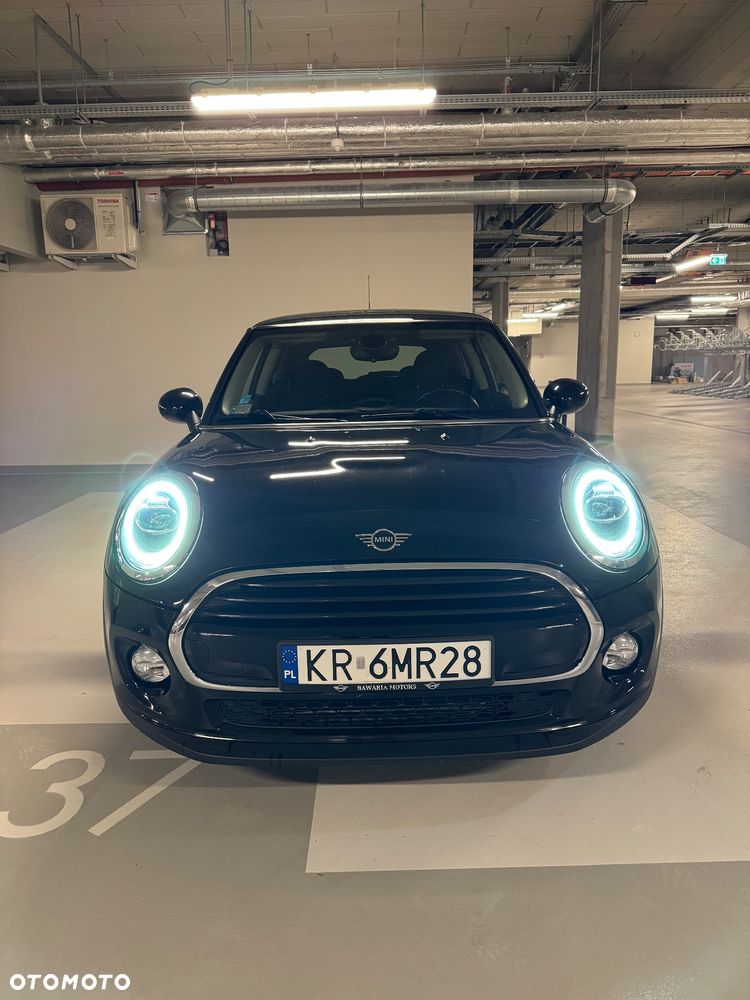 MINI Cooper Standard - 10