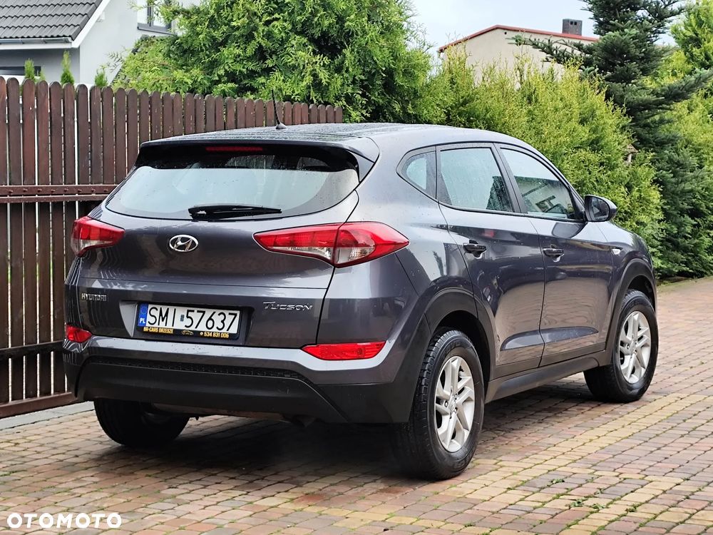 Hyundai Tucson blue 1.6 GDi 2WD Classic - 16