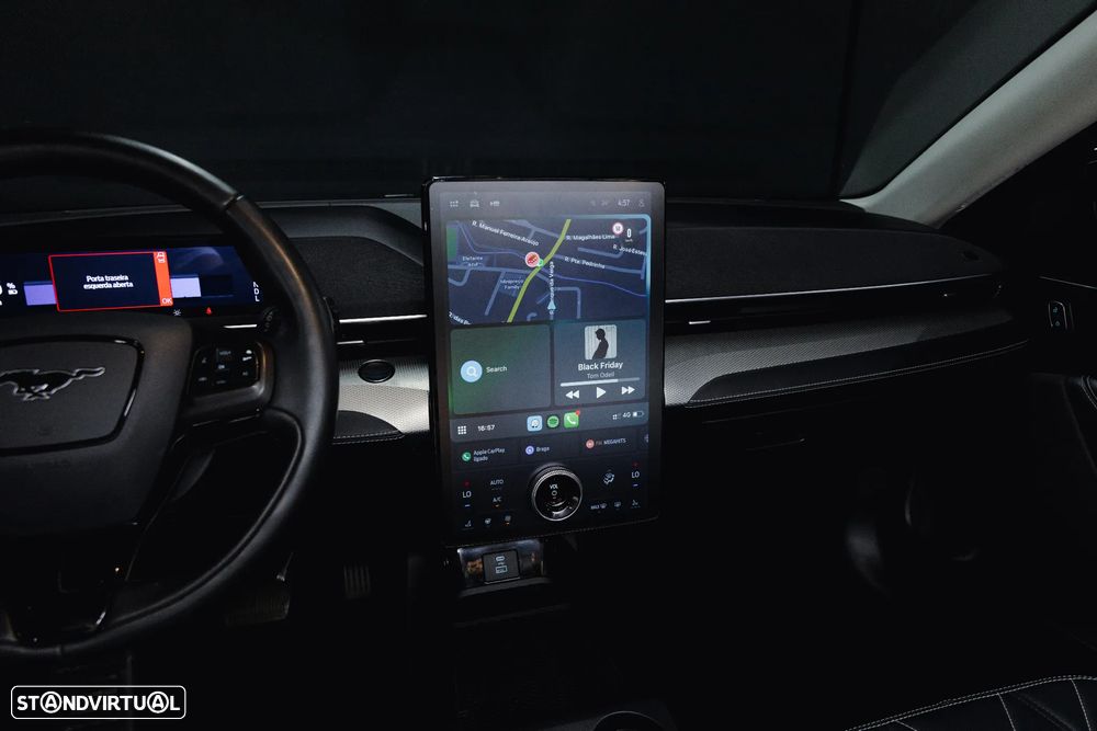 Ford Mustang Mach-E 75.7 kWh Base - 10