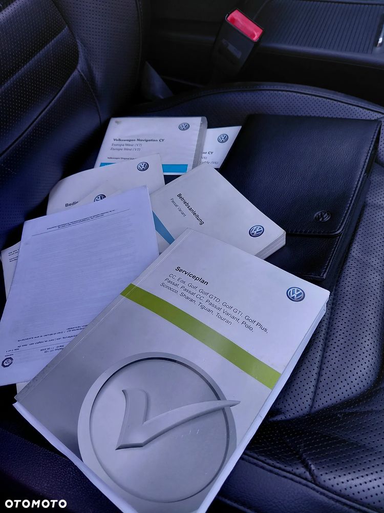 Volkswagen Passat - 23