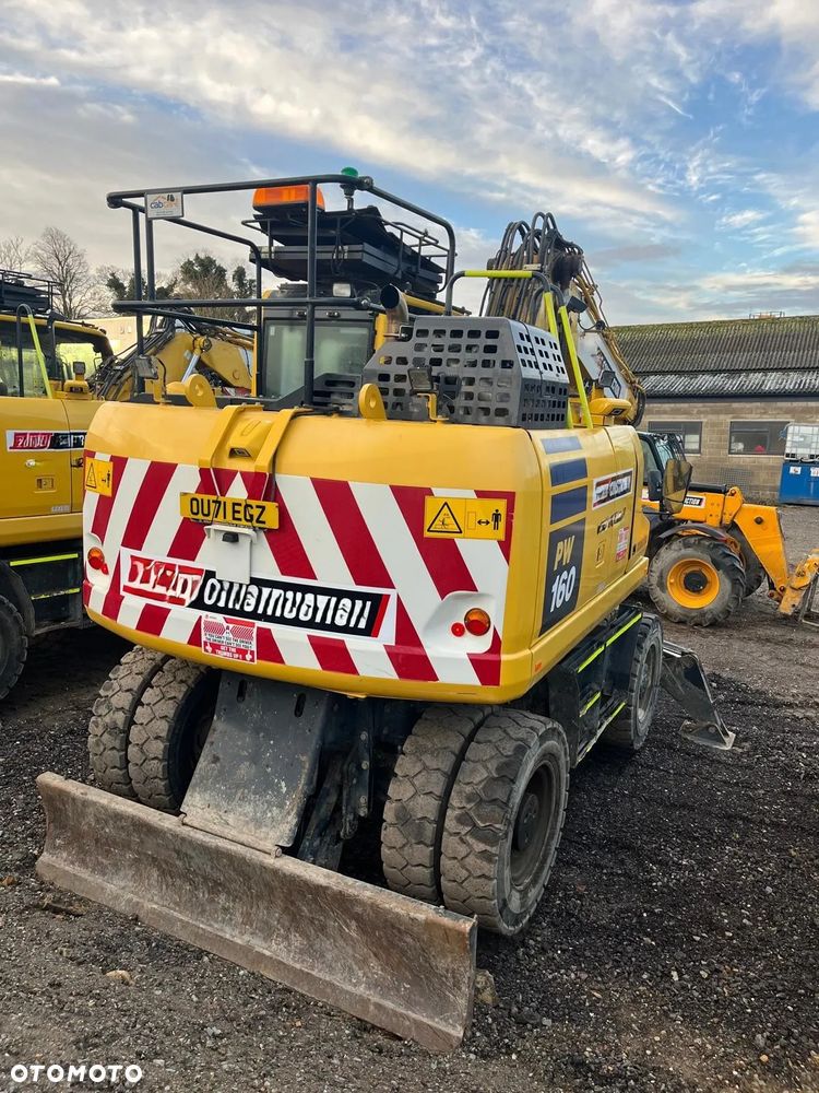 Komatsu PW160-11 - 5