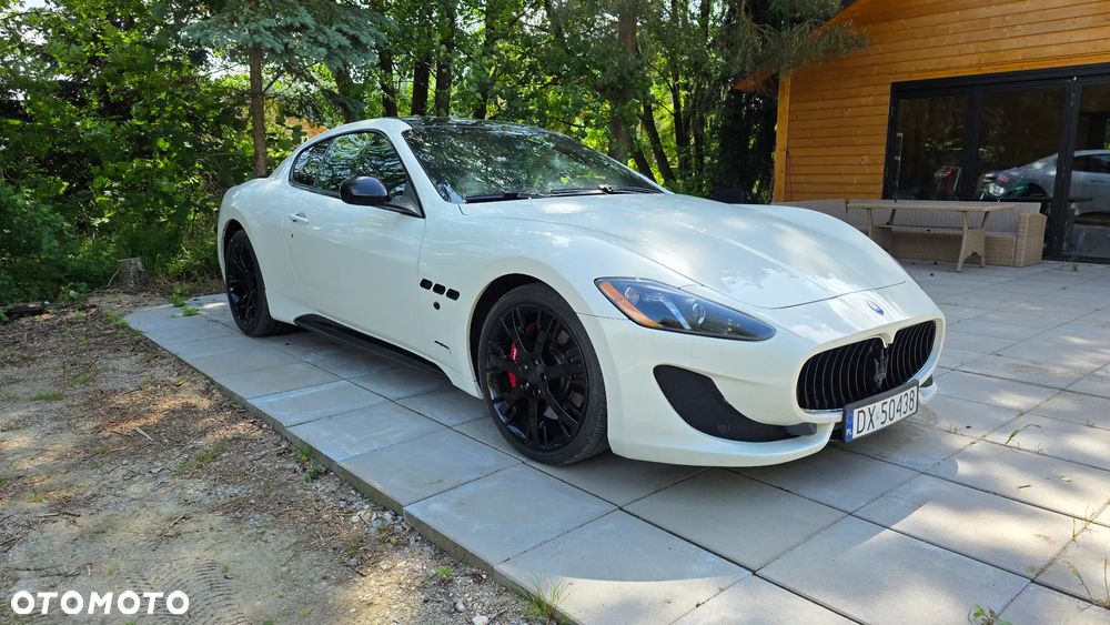 Maserati GranTurismo S Automat - 4