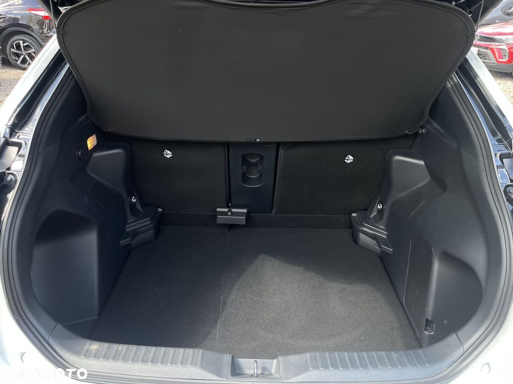 Toyota Yaris Cross Hybrid 1.5 Executive - 21
