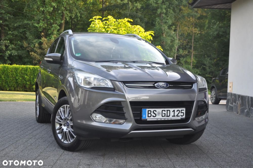 Ford Kuga 2.0 TDCi 2x4 Titanium - 1