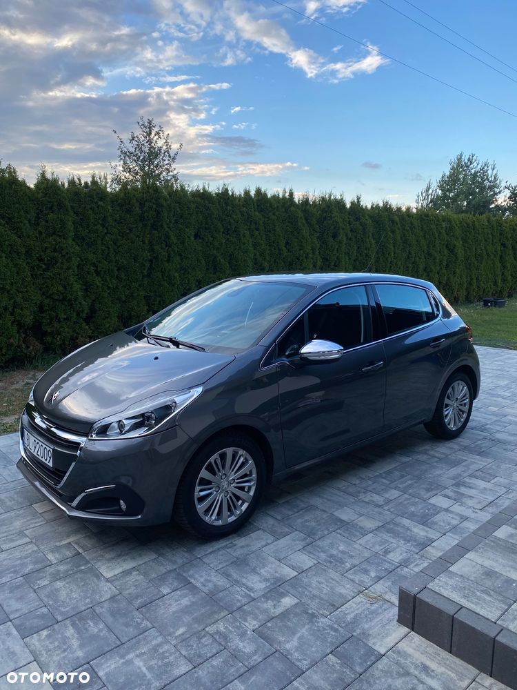 Peugeot 208 1.2 PureTech GPF Allure S&S - 3