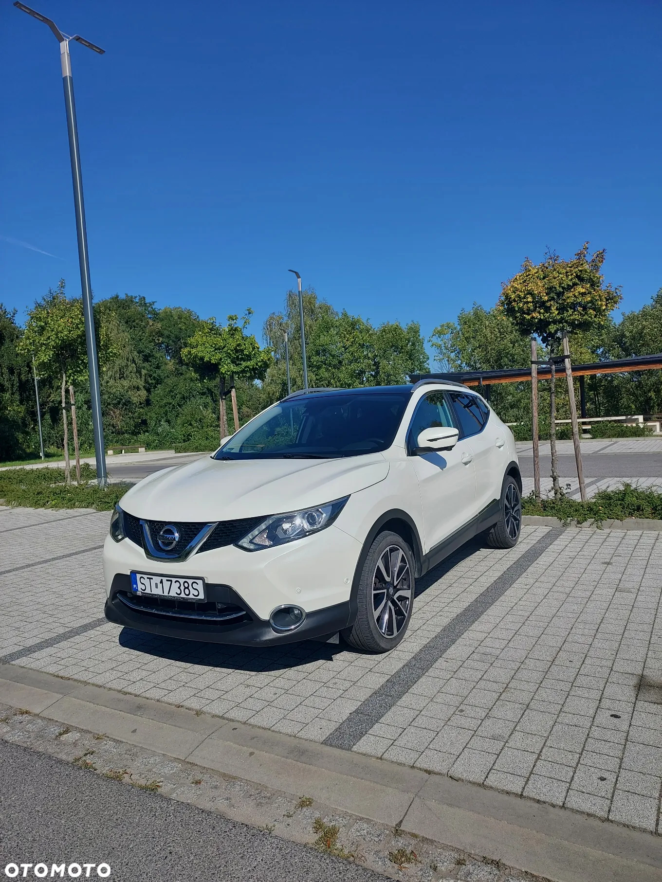 Nissan Qashqai 1.2 DIG-T Tekna - 2