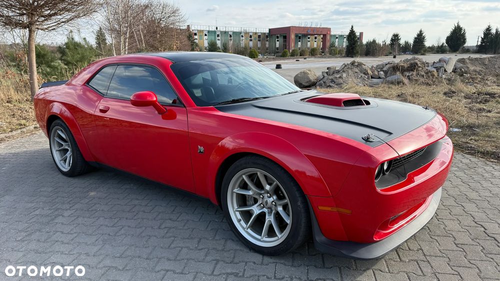 Dodge Challenger - 6