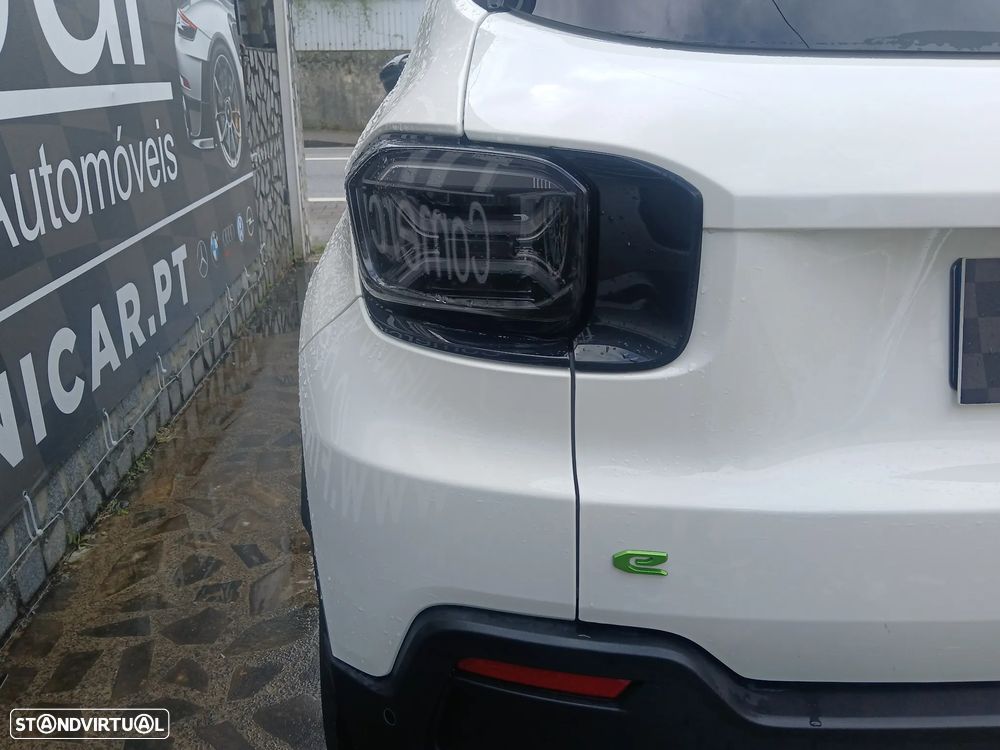 Jeep Avenger 1.2 e-Hybrid Altitude DCT - 10