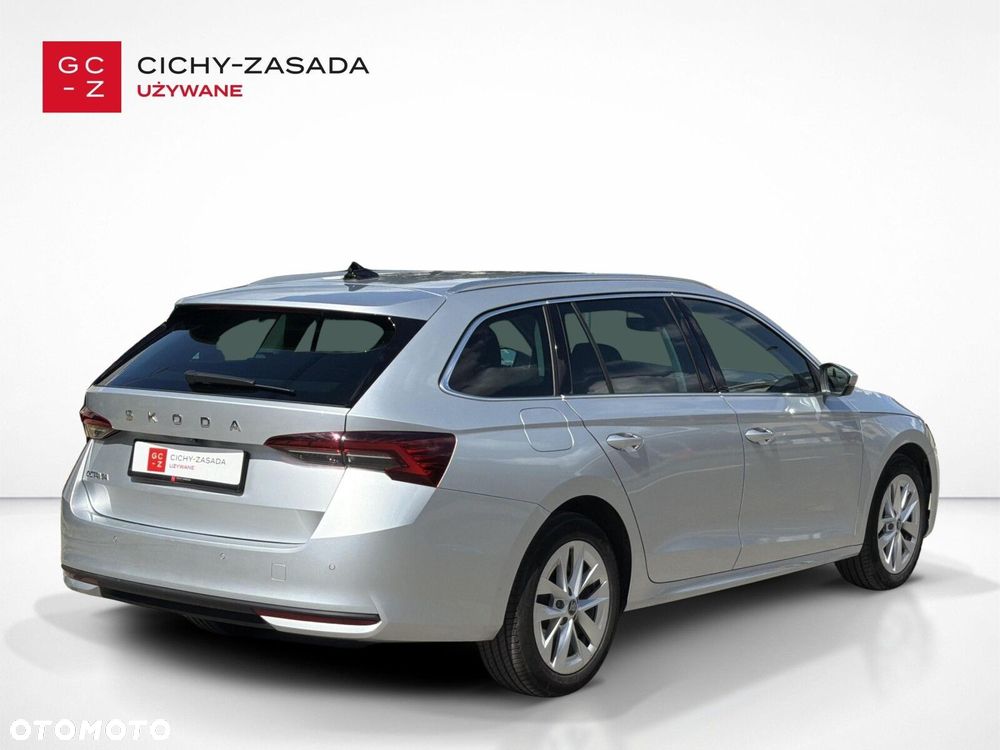 Skoda Octavia 1.5 TSI mHEV Selection DSG - 5
