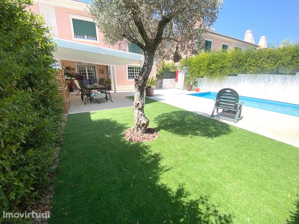 Moradia T4 com piscina e cave com 90 m2 em Azeitão - Grande imagem: 5/60