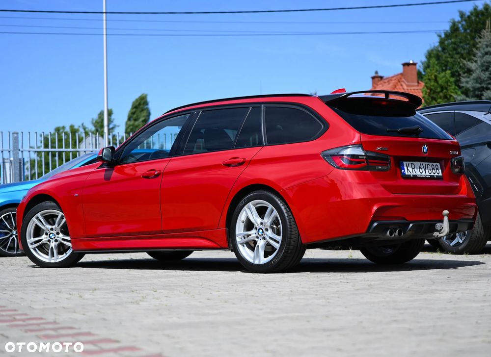 BMW Seria 3 330i GPF xDrive M Sport Shadow - 37