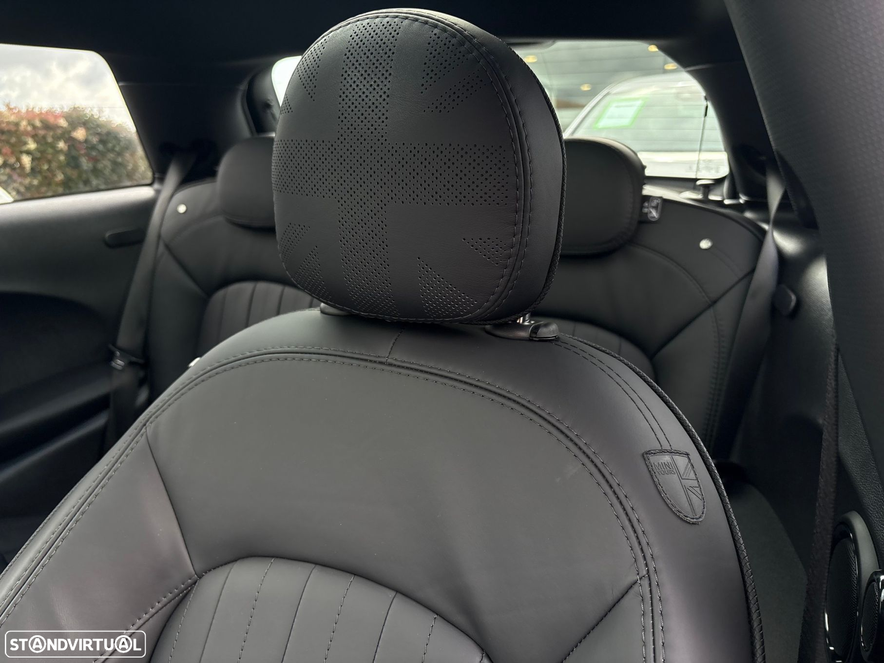 MINI 3 Portas Cooper SE Premium Yours - 18