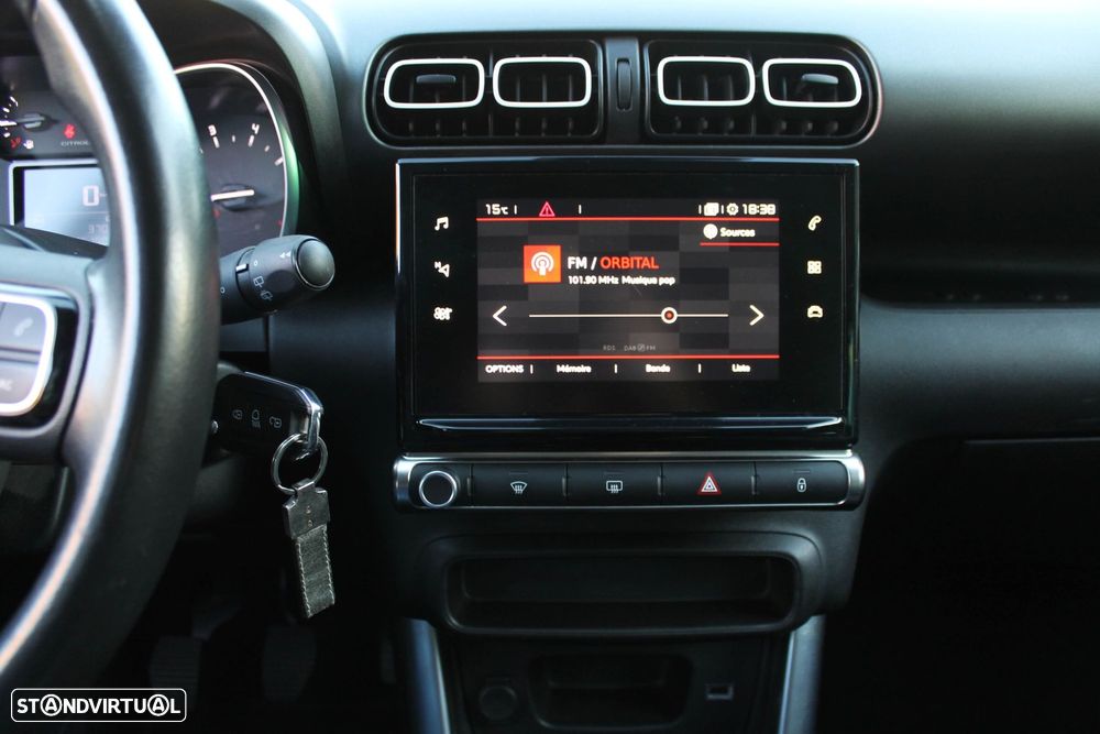 Citroën C3 Aircross BlueHDI 110 Stop & Start SHINE - 15