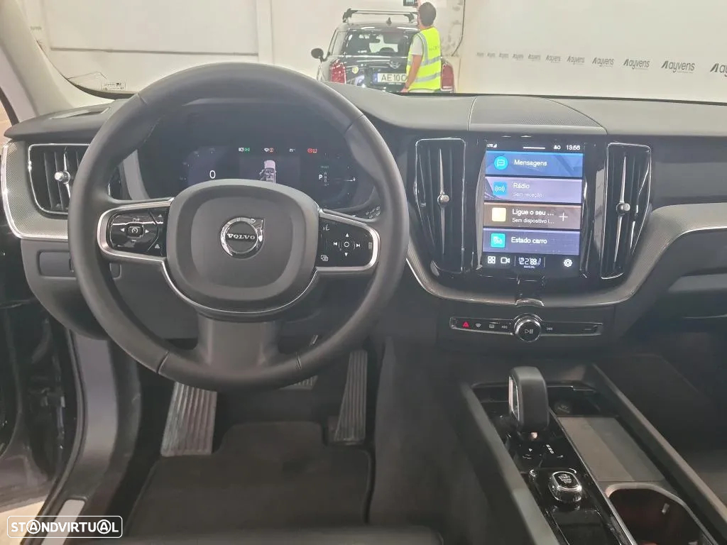 Volvo XC 60 2.0 T6 PHEV Plus Dark AWD - 7
