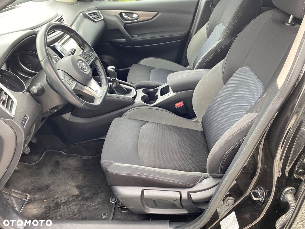 Nissan Qashqai 1.6 DIG-T N-Connecta - 22