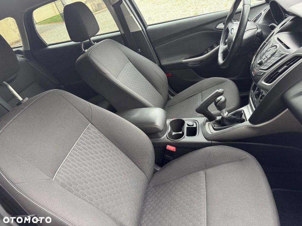 Ford Focus 1.6 TDCi DPF Titanium - 26
