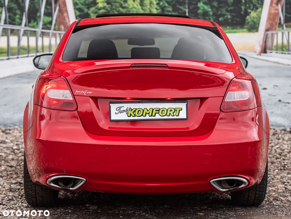 Suzuki Kizashi 2.4 Sport - 11