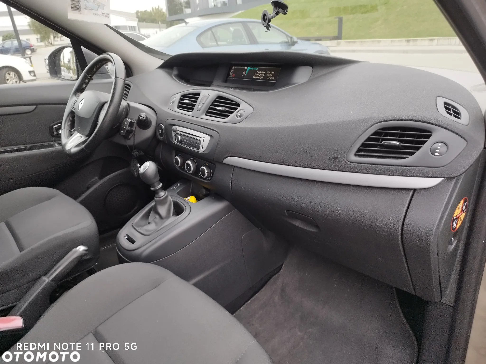 Renault Scenic ENERGY dCi 110 EXPERIENCE - 16
