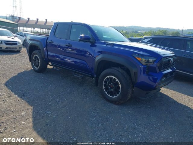 Toyota Tacoma - 1