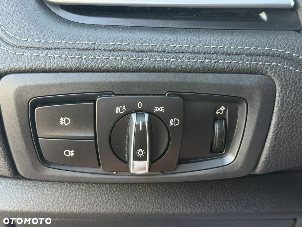 BMW Seria 2 218d Sport-Aut Luxury Line - 13