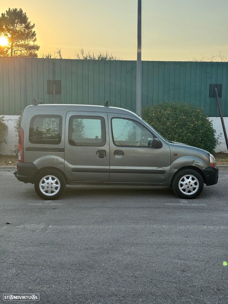 Renault Kangoo 1.4 RT Pampa - 5