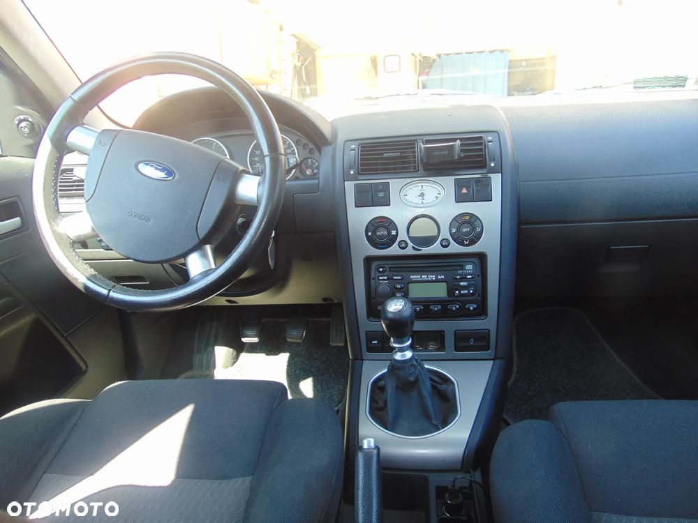 Ford Mondeo 2.0 TDCi Trend - 4
