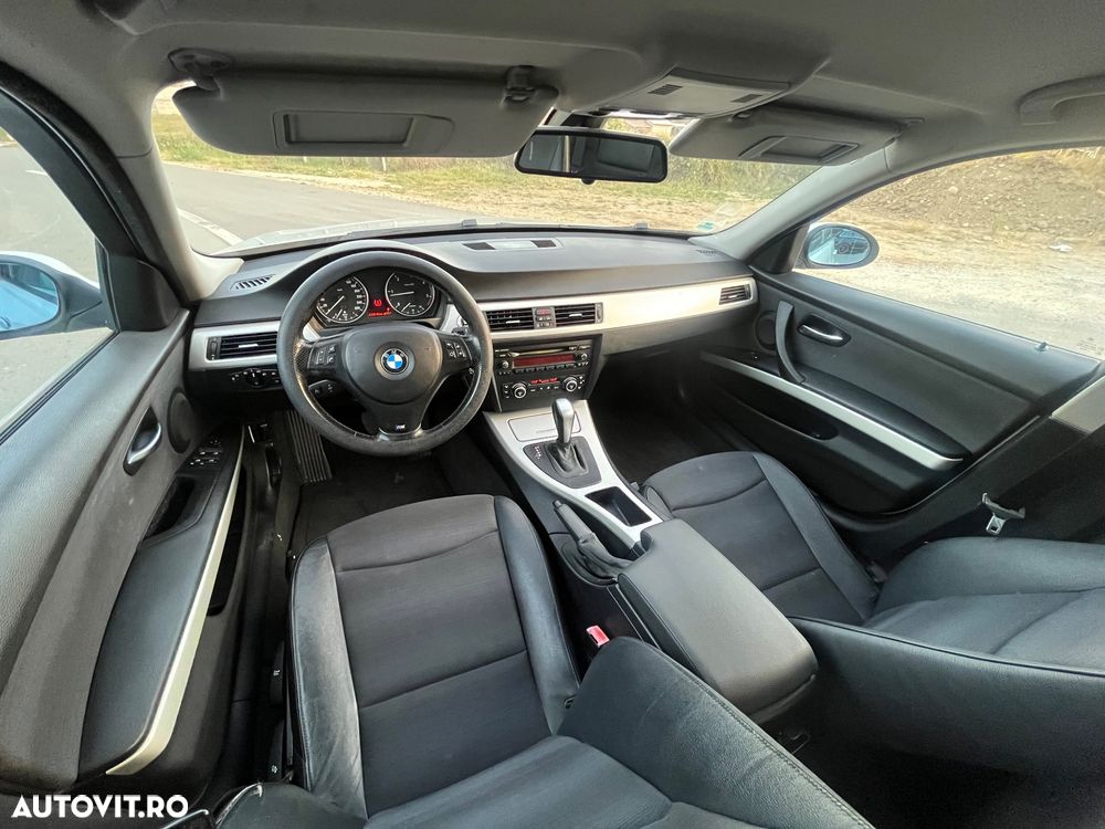 BMW Seria 3 320d DPF Aut. - 12