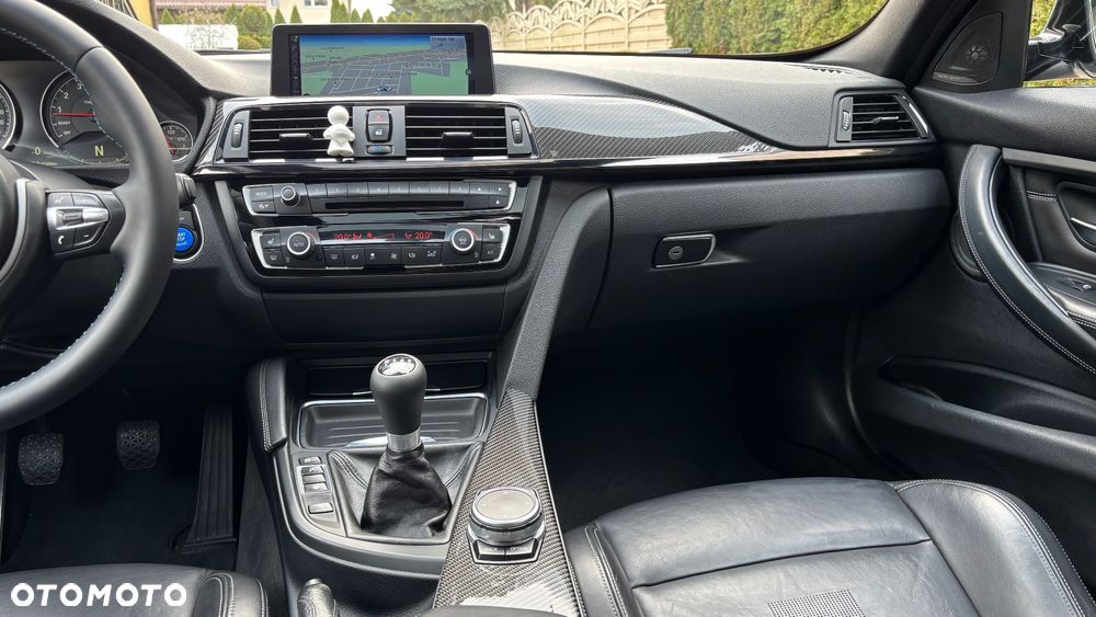 BMW M3 Standard - 17