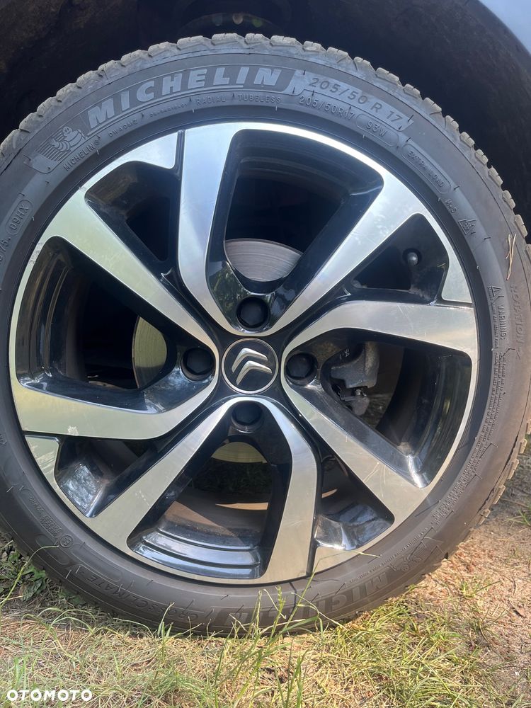 Citroën C3 1.2 PureTech Shine - 9