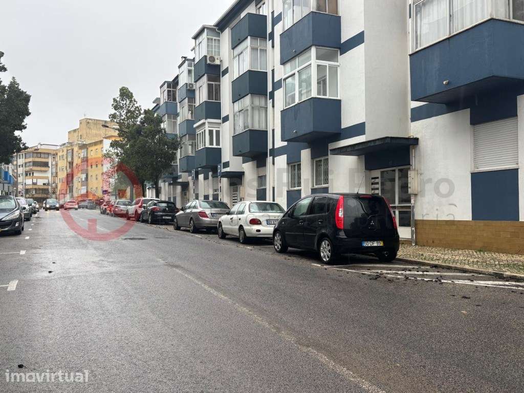 Apartamento T3 numa zona muito central no Feijó, Almada - Grande imagem: 2/20