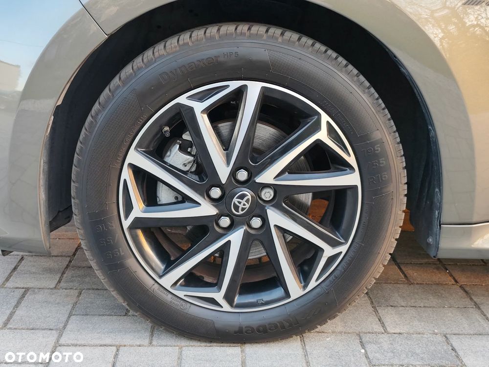 Toyota Yaris 116 1.5 VVT-i Business Edition - 22