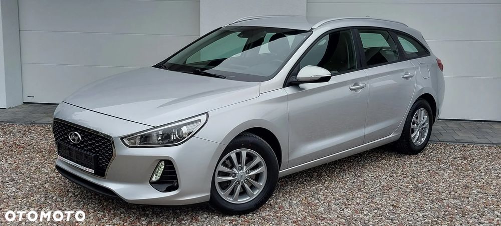 Hyundai i30 1.0 T-GDI Family - 14