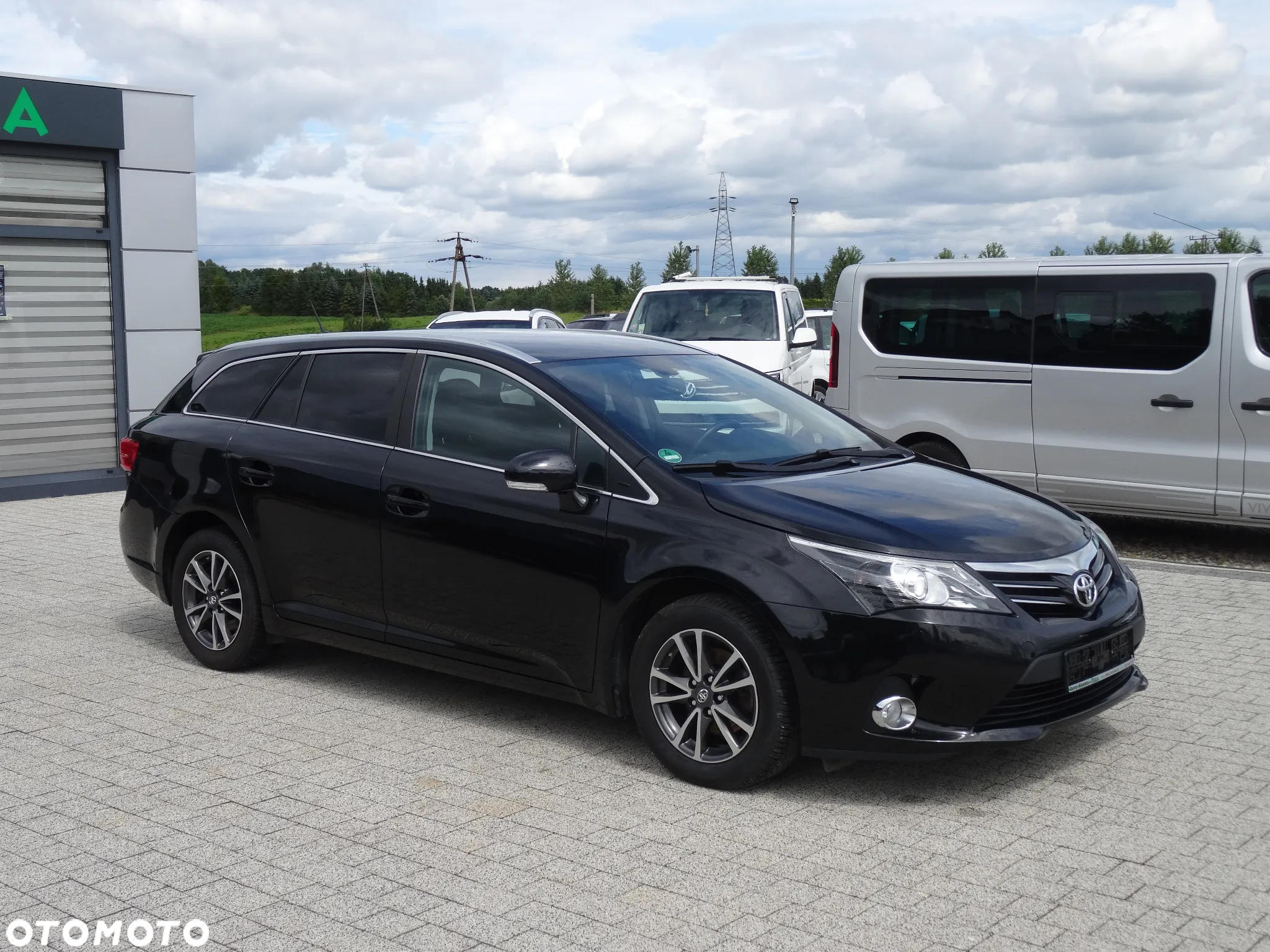 Toyota Avensis 2.0 D-4D Active - 3