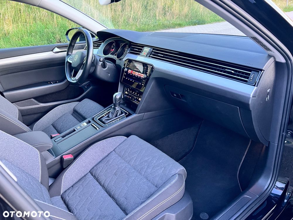 Volkswagen Passat 2.0 TSI Business DSG - 16