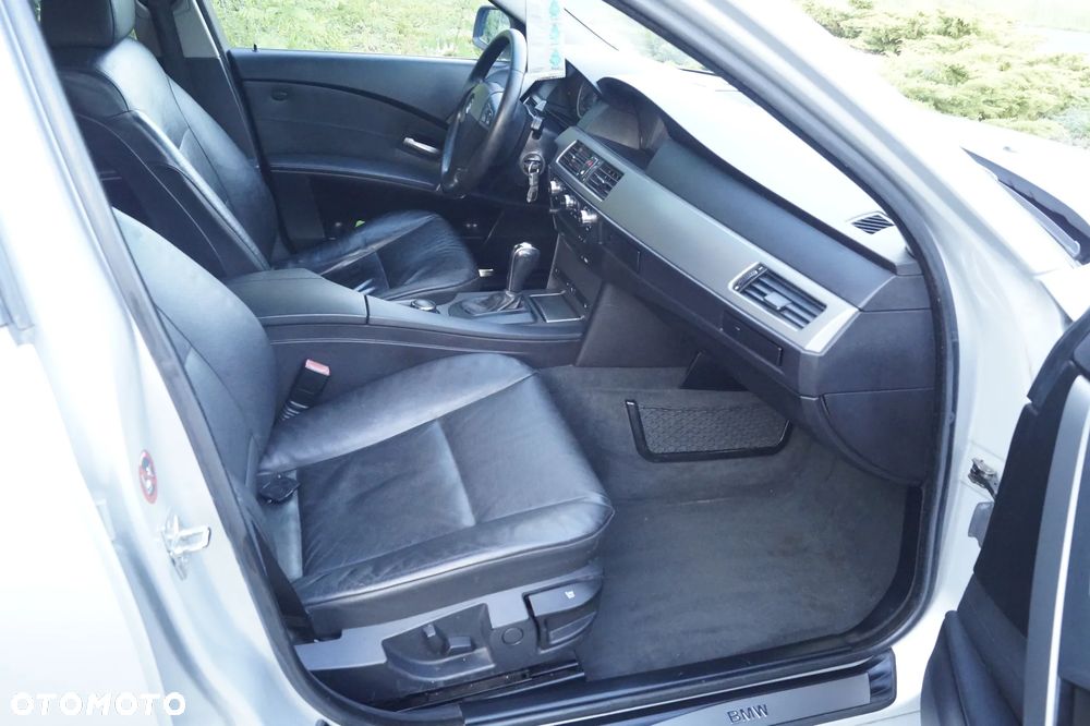 BMW Seria 5 - 16
