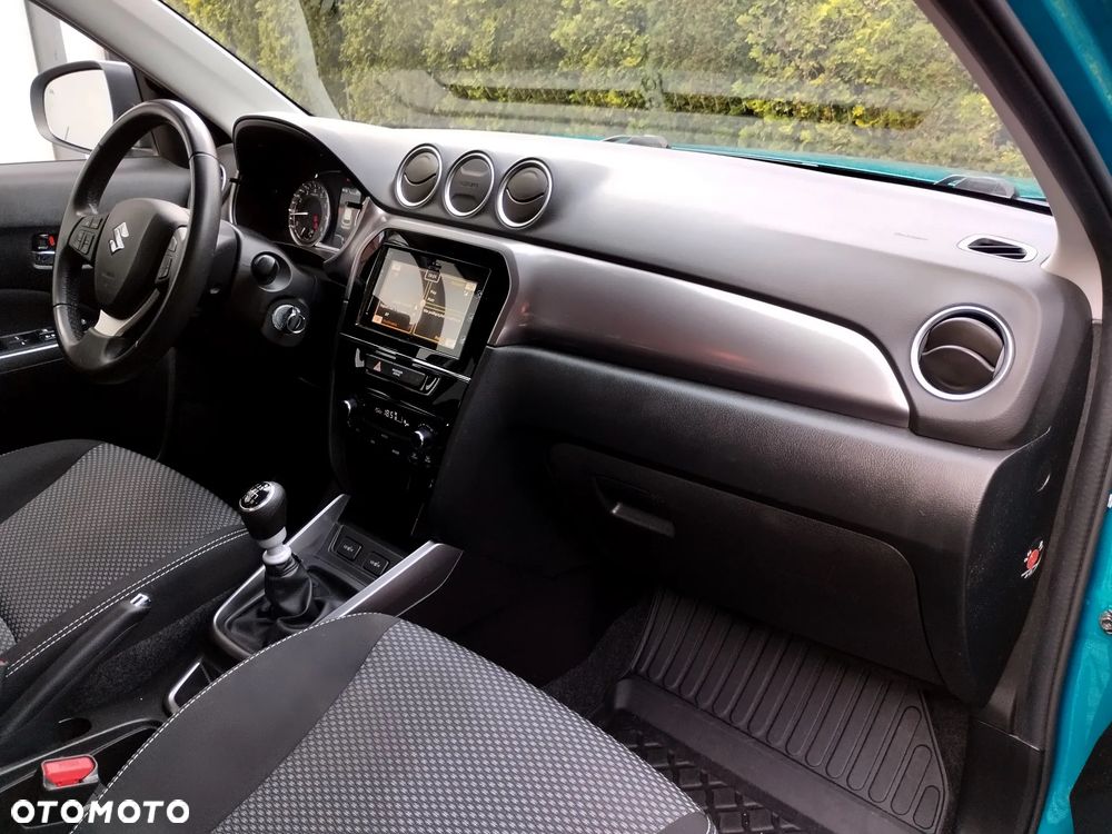 Suzuki Vitara - 10