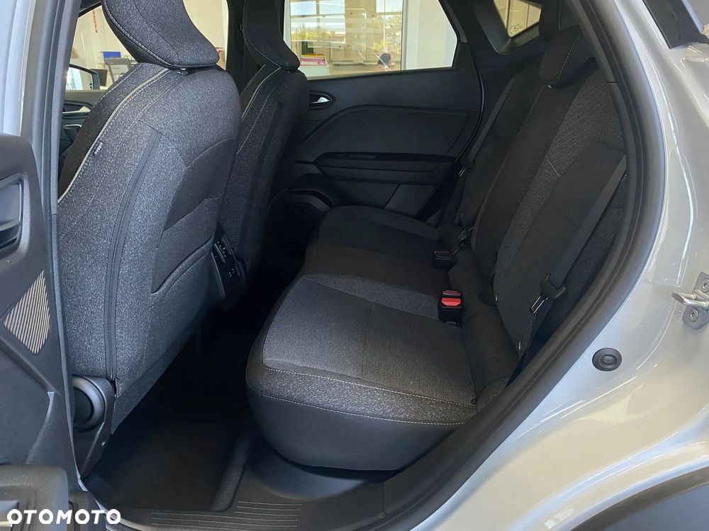 Renault Captur - 28