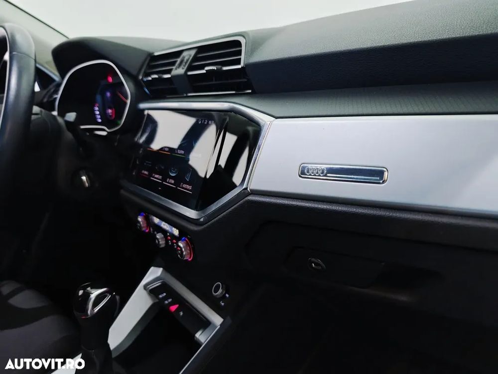 Audi Q3 35 TFSI S tronic S line - 8
