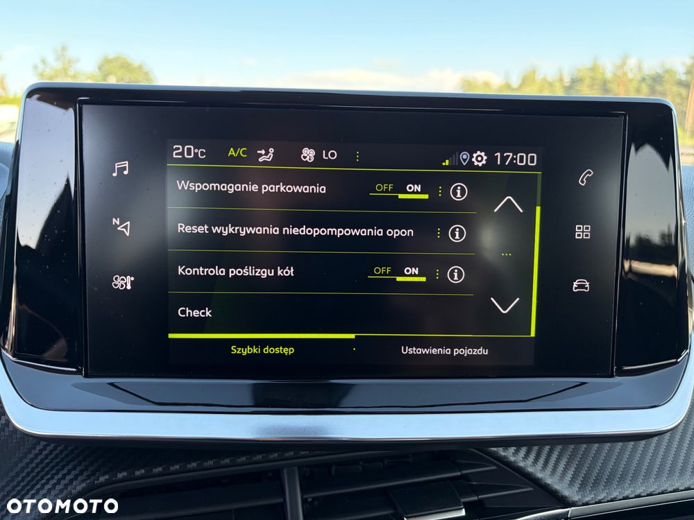 Peugeot 2008 PureTech 130 EAT8 Allure - 22