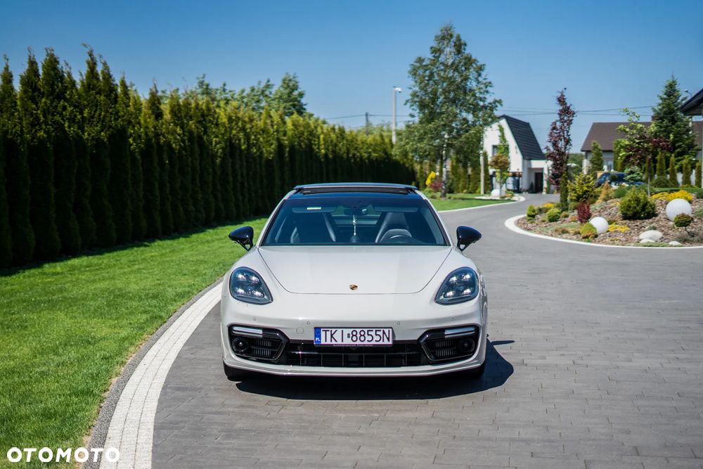 Porsche Panamera - 10
