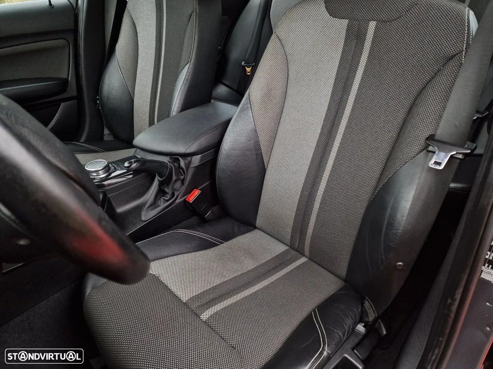 BMW 116 d Line Urban Auto - 11