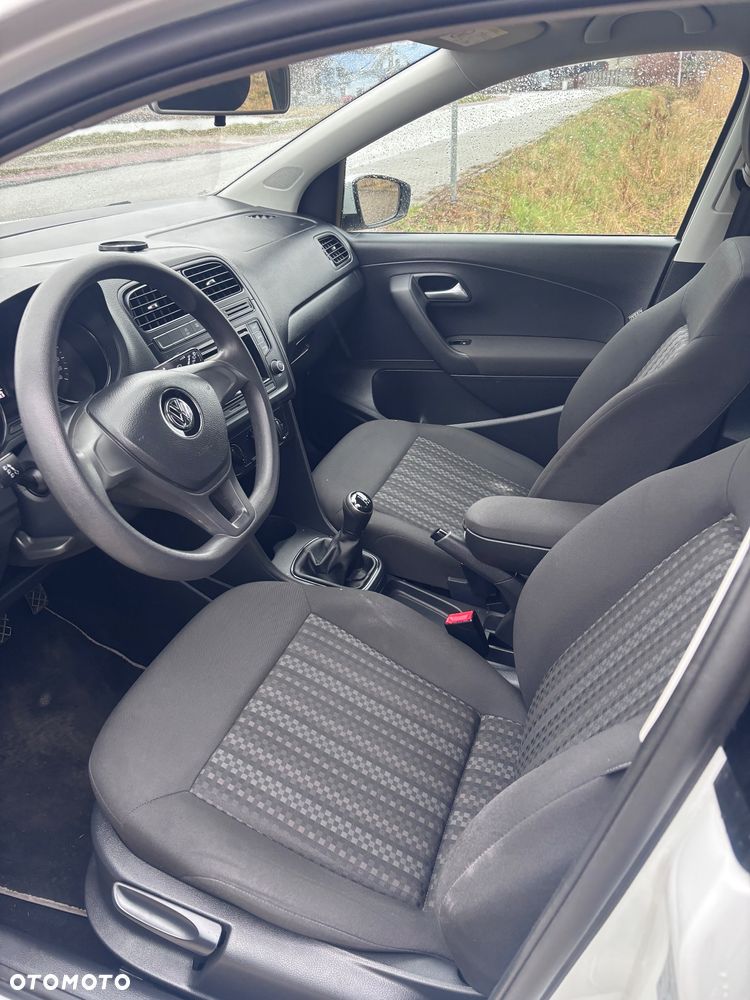 Volkswagen Polo 1.0 Trendline - 14