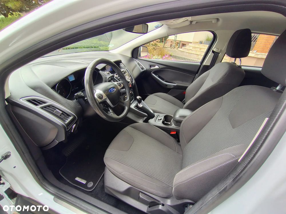 Ford Focus 1.6 EcoBoost Titanium - 15