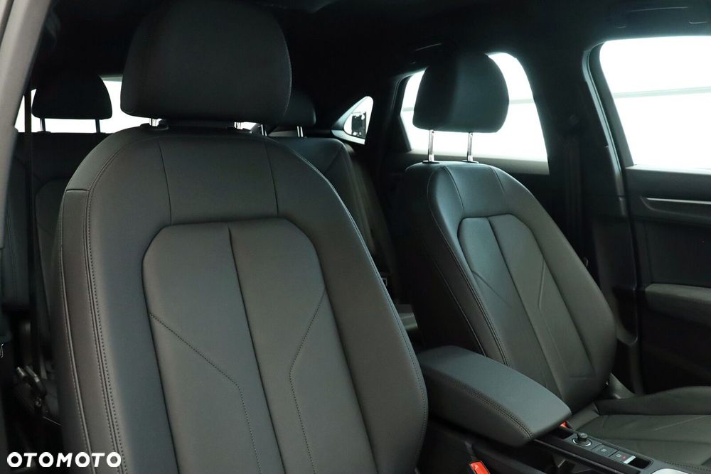 Audi Q3 Sportback - 12